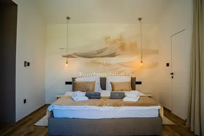 Haus zum Kauf in Višnjan, 377 m² - 18