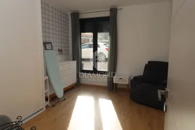 Stan, dvoetažni, Pješčana Uvala - prvi red do mora - 7