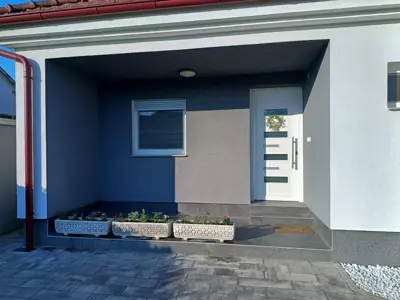 NEUES, MODERNES UND VOLLSTÄNDIG AUSGESTATTETES HAUS – 134 m² – NUR 8 KM VON VIROVITICA ENTFERNT
