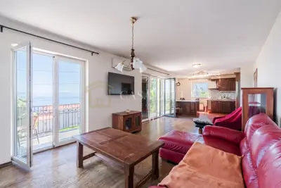 Apartment 97 m², Ičići - sea view and terrace