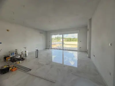 House for sale in Svetvinčenat, 160 m² - 13