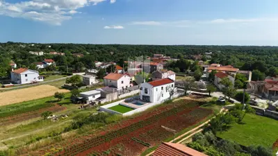 House for sale in Svetvinčenat, 160 m² - 10