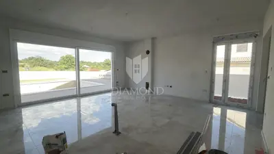 House for sale in Svetvinčenat, 160 m² - 14