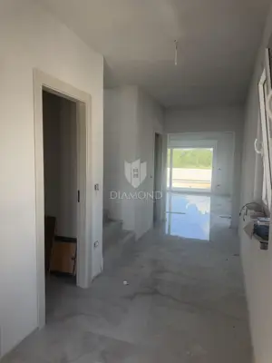 House for sale in Svetvinčenat, 160 m² - 12