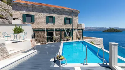 Unique holiday home on a deserted island, investment opportunity - 5