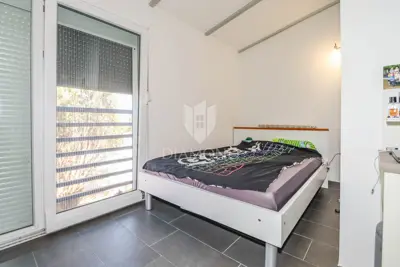 Rovinj surroundings, estate 1,600 m² with two houses and an auxiliary building - 13