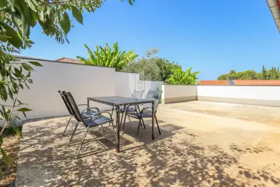 Rovinj surroundings, estate 1,600 m² with two houses and an auxiliary building - 3