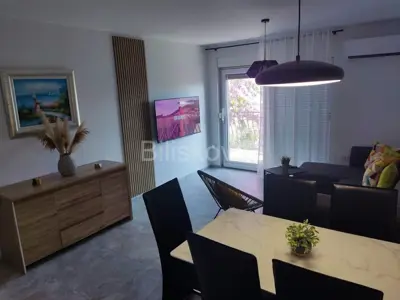 Do sezone, 2 sobe Kaštel Sućurac - 4