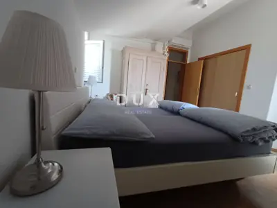 Haus 251 m², Maslenica - 3 Wohneinheiten, Meerblick - 21