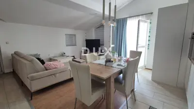 Haus 251 m², Maslenica - 3 Wohneinheiten, Meerblick - 9