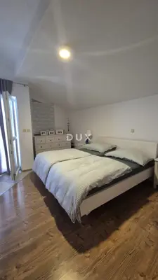 Haus 251 m², Maslenica - 3 Wohneinheiten, Meerblick - 20