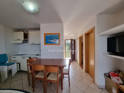 Kuća na moru s dva apartmana, 100 m od plaža - 19