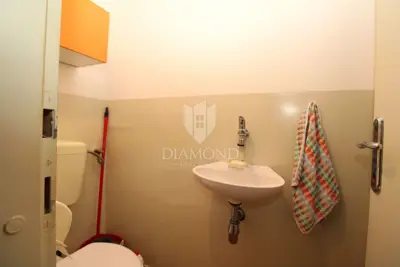 Apartment 91 m², Gornja Vežica - 3 rooms with living room - 13