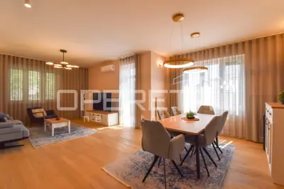 Modern eingerichtete 2-Zimmer-Wohnung, Šibenik