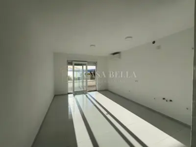 Stan 46 m², Crikvenica - 2 spavaće sobe, balkon - 2