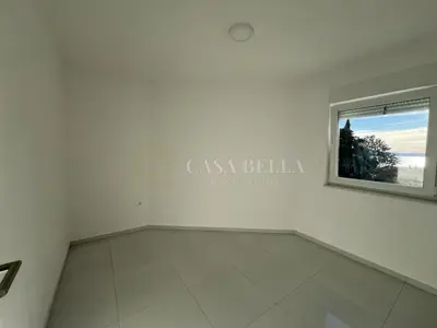 Stan 46 m², Crikvenica - 2 spavaće sobe, balkon - 6