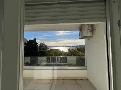 Stan 46 m², Crikvenica - 2 spavaće sobe, balkon - 4