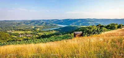 Buzet, land complex with a total area of 100,258 m²