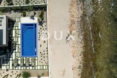 Villa 313 m², Zaton - direkt am Strand und mit Meerblick - 16
