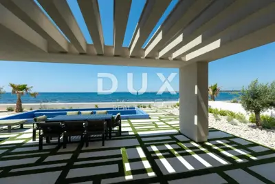 Villa 313 m², Zaton - direkt am Strand und mit Meerblick - 10