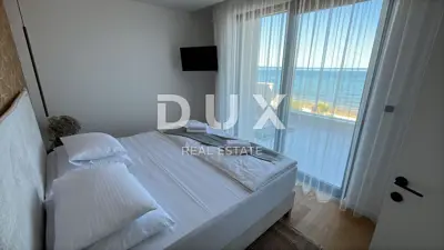 Villa 313 m², Zaton - direkt am Strand und mit Meerblick - 20