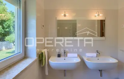 Istra, Labin, predivna kuća sa bazenom na zemljištu od 4261 m², mirna lokacija - 11
