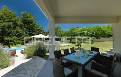 Istra, Labin, predivna kuća sa bazenom na zemljištu od 4261 m², mirna lokacija - 16