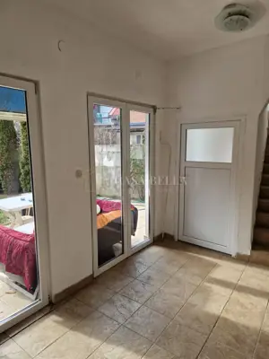 House 300 m², Maksimir - attractive location and yard - 8