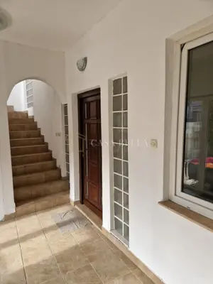 House 300 m², Maksimir - attractive location and yard - 15