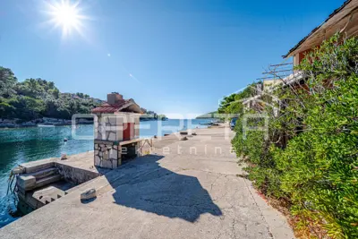 House by the sea, Vela Luka, island of Korčula - quiet bay Tri Porte - 5