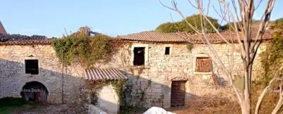 Stone house for renovation - near Šišan - 6