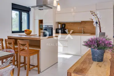 House for sale in Pridraga, 172 m² - 10