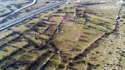 Baugrundstück 800 m², Klis - in der Nähe von Split und der neuen Bauzone - 3