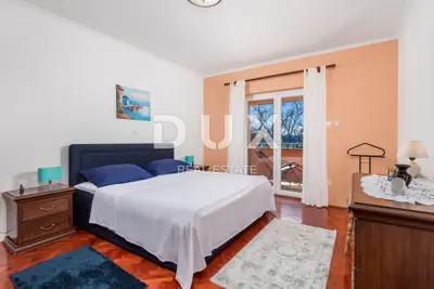 CRIKVENICA, DRAMALJ - rustikale Villa mit römischem Garten nur 250 Meter vom Strand - 12