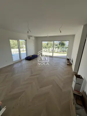 Stan 114 m², Tribunj - prizemlje, bazen i terasa - 6