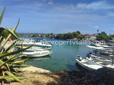 Land 988 m², Rogoznica, sea view and quiet bay