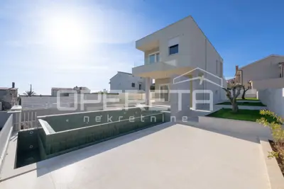 House for sale in Ližnjan, 140 m² - 21