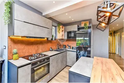 Wohnung zum Kauf in Pješčana Uvala, 120 m² - 3