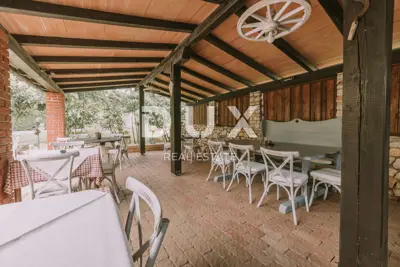 ISTRA, NOVIGRAD - Attractive restaurant and guesthouse with established business - 10
