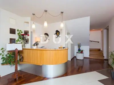 ISTRA, NOVIGRAD - Attractive restaurant and guesthouse with established business - 18
