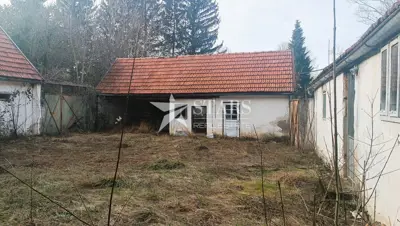 Immobilie in Plaški, ruhige Lage und Obstgarten - 6