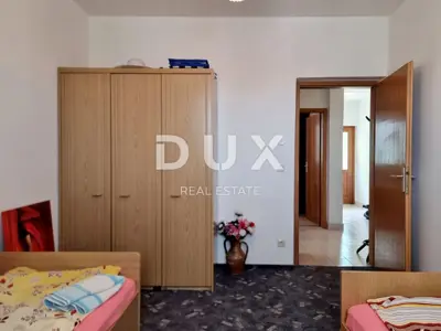 Haus 220 m², Labin - ruhige Straße und zwei Wohneinheiten - 16