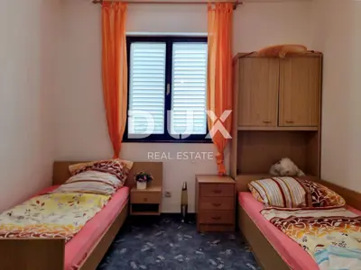 Haus 220 m², Labin - ruhige Straße und zwei Wohneinheiten - 15