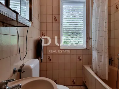 Haus 220 m², Labin - ruhige Straße und zwei Wohneinheiten - 17