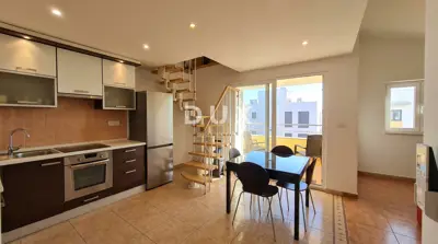 Apartment 78 m², Novigrad - quiet neighborhood and parking space