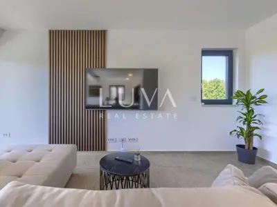 Villa 217 m², Poreč - Pool, Sauna und Fitnessraum - 10