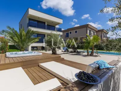 Villa 217 m², Poreč - Pool, Sauna und Fitnessraum - 2