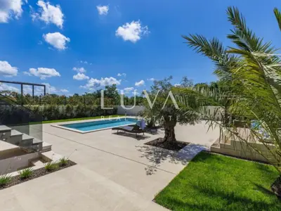 Villa 217 m², Poreč - Pool, Sauna und Fitnessraum - 16