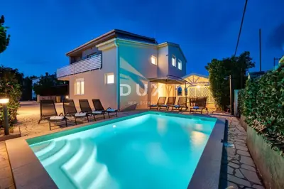 House for sale in Ližnjan, 260 m² - 5