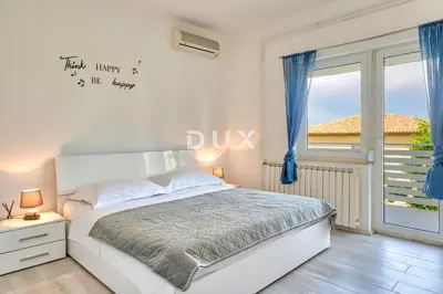 House for sale in Ližnjan, 260 m² - 16